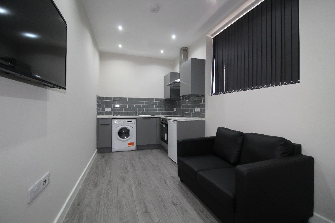 Flat Clayton's Gate in Preston