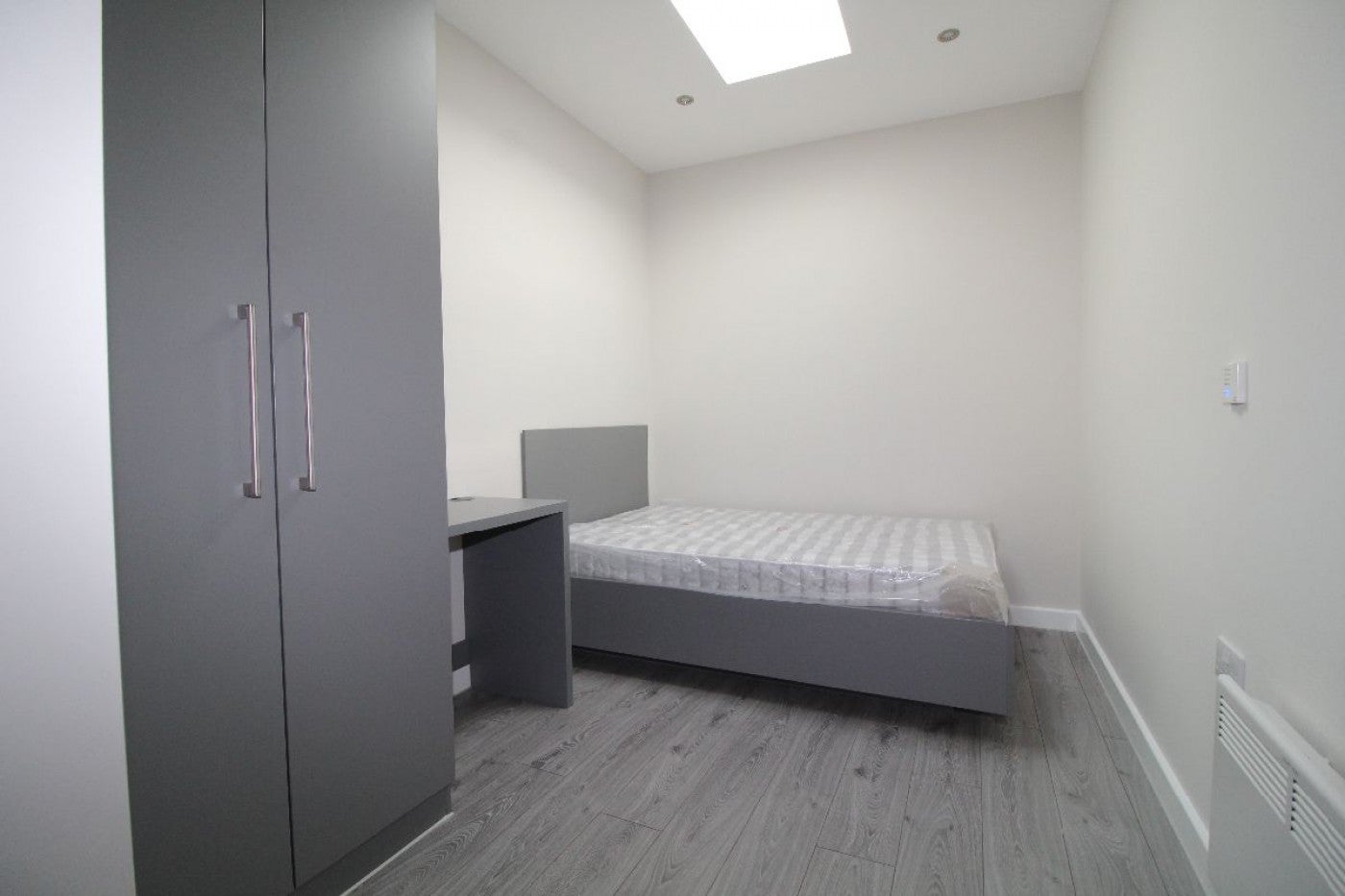 Flat Clayton's Gate in Preston