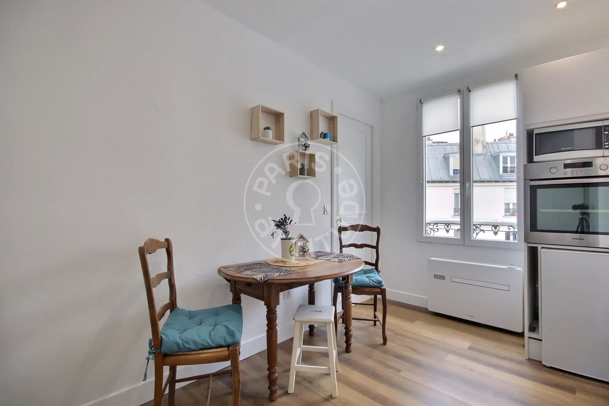 Appartement Rue de Cîteaux à Paris