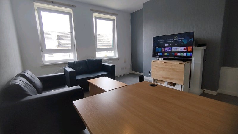 Room Wardieburn Road in City of Edinburgh