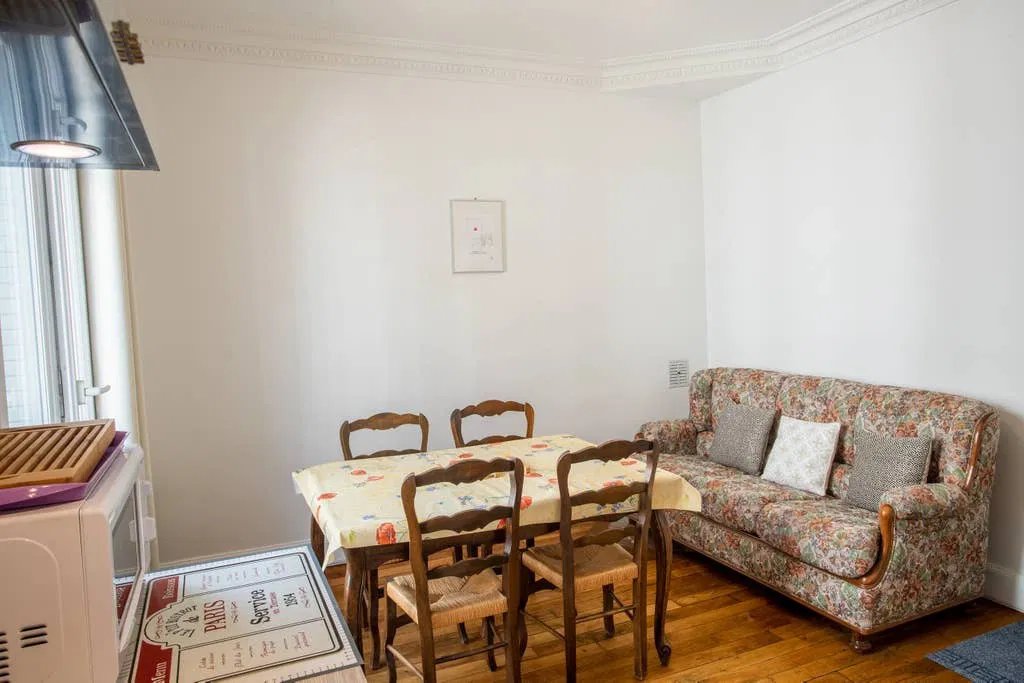 Flat Rue Clément Bayard in Levallois-Perret