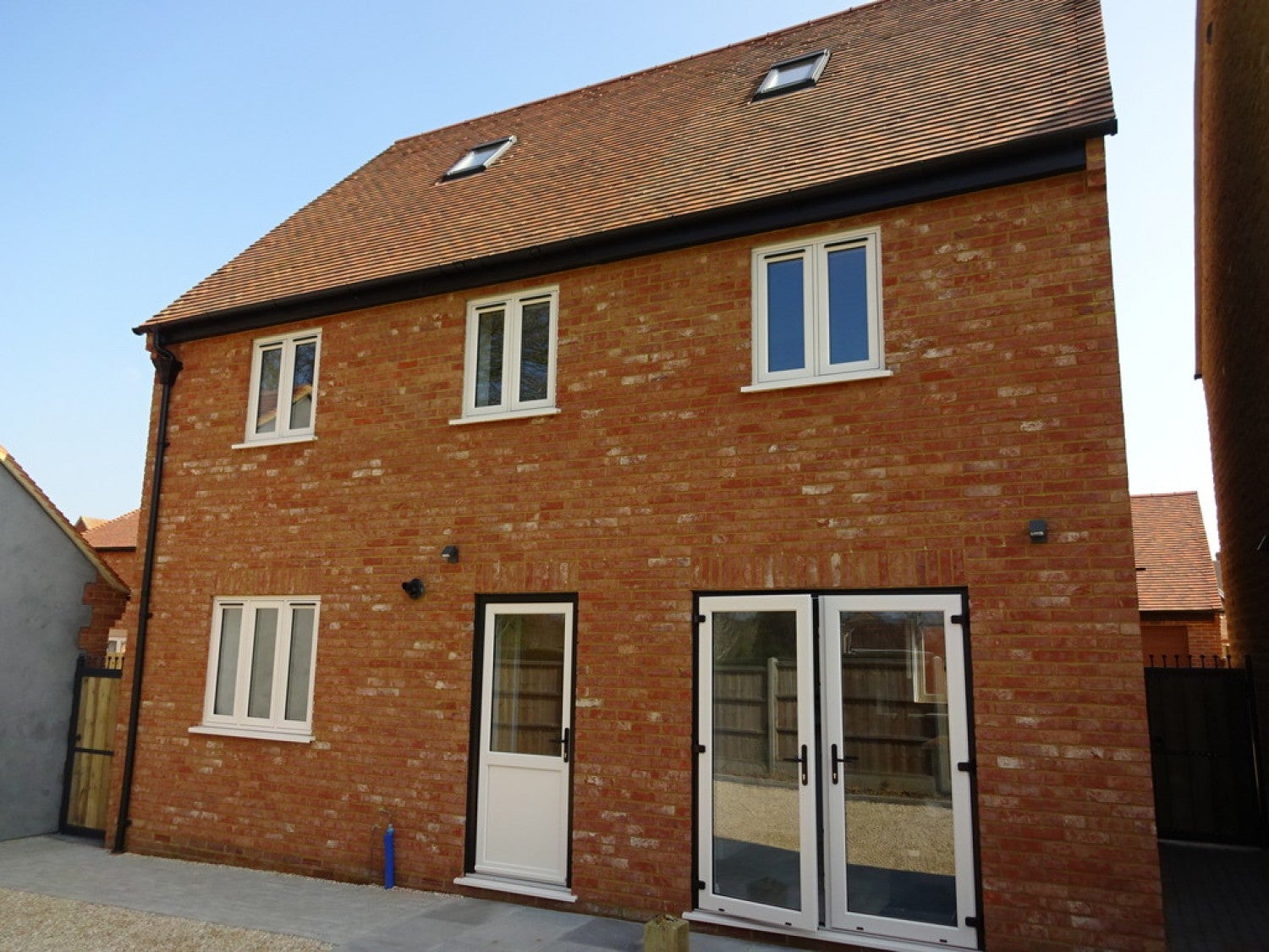 House Granary Close in Over Stratton