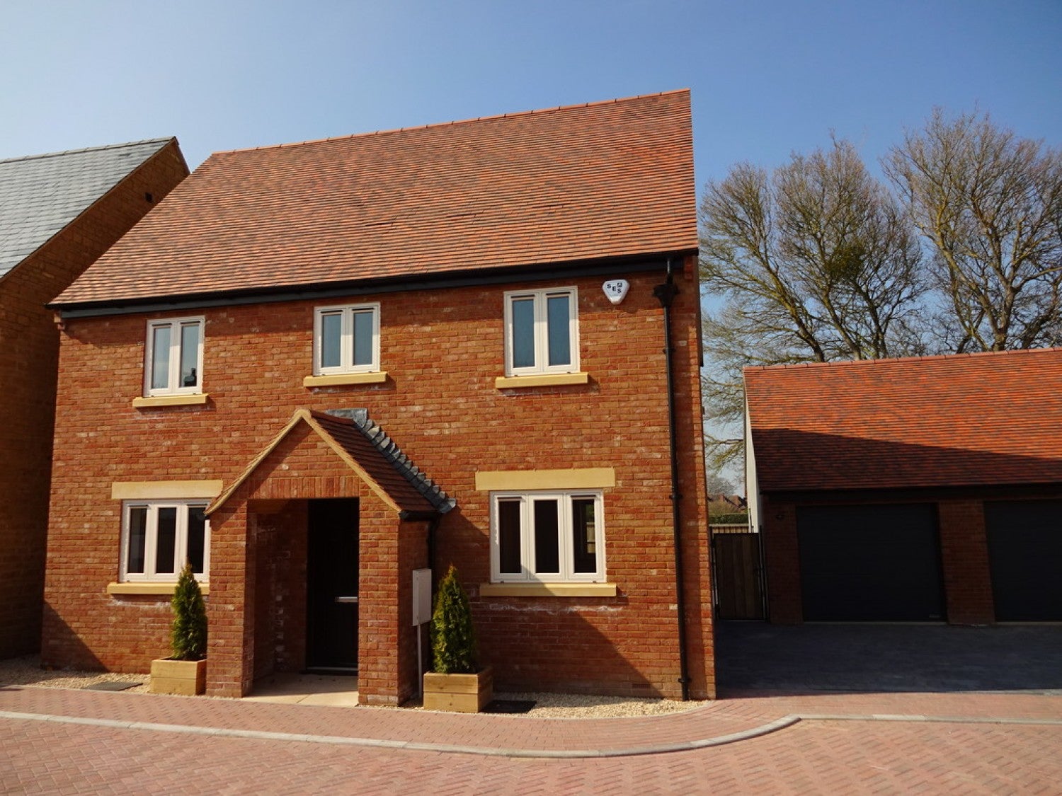 House Granary Close in Over Stratton