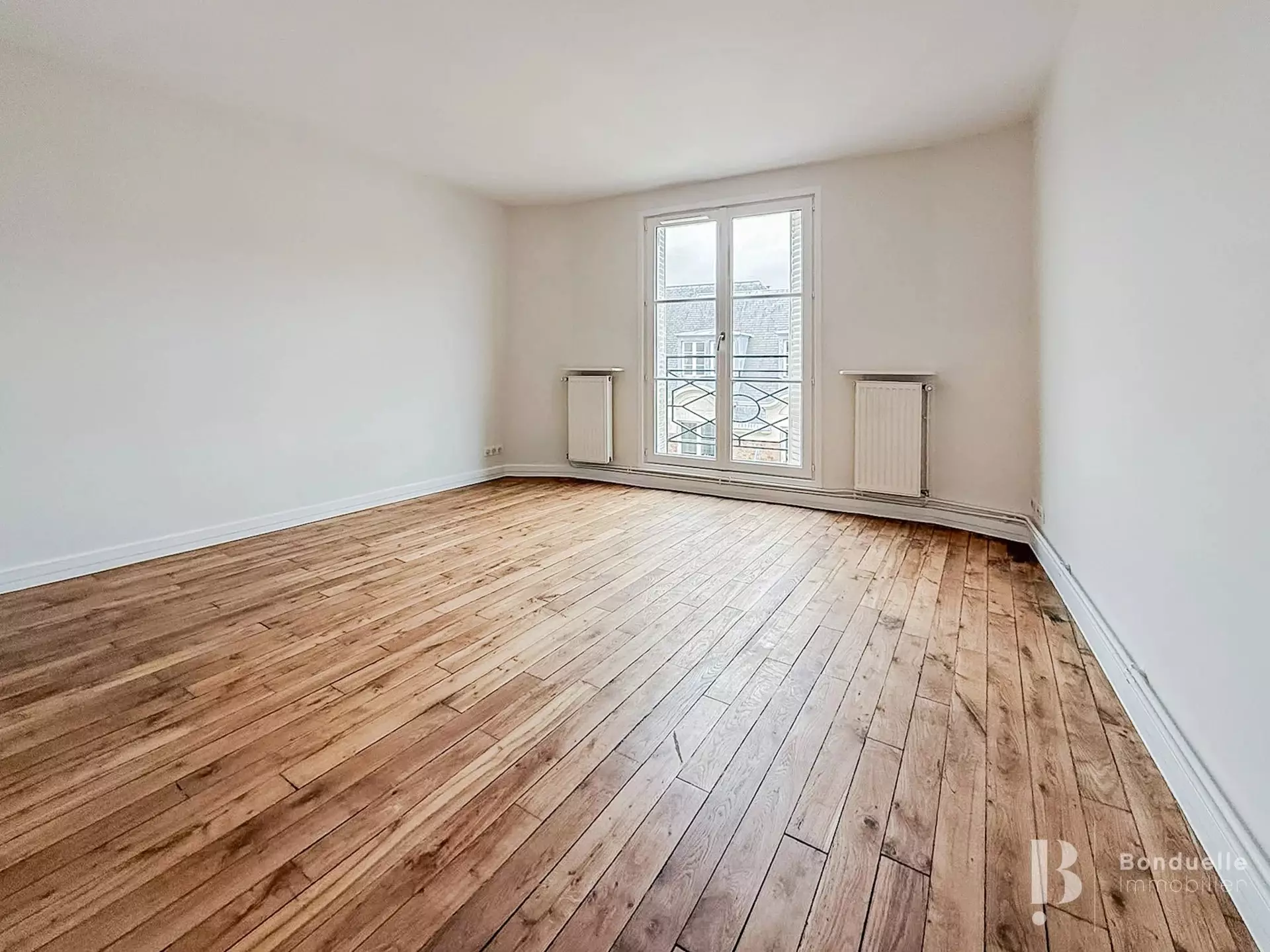 Flat Rue du Général Delanne in Neuilly-sur-Seine