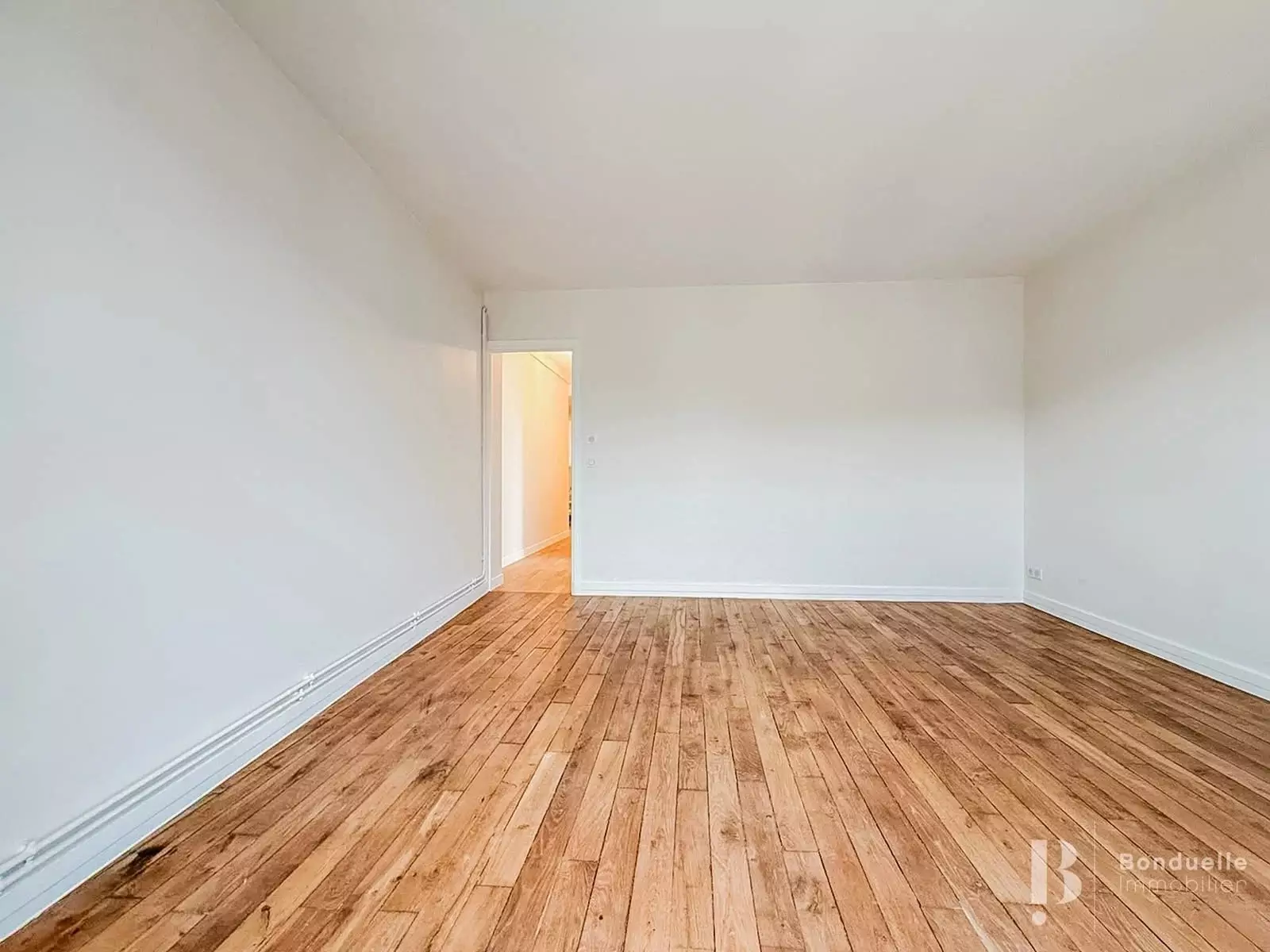 Flat Rue du Général Delanne in Neuilly-sur-Seine