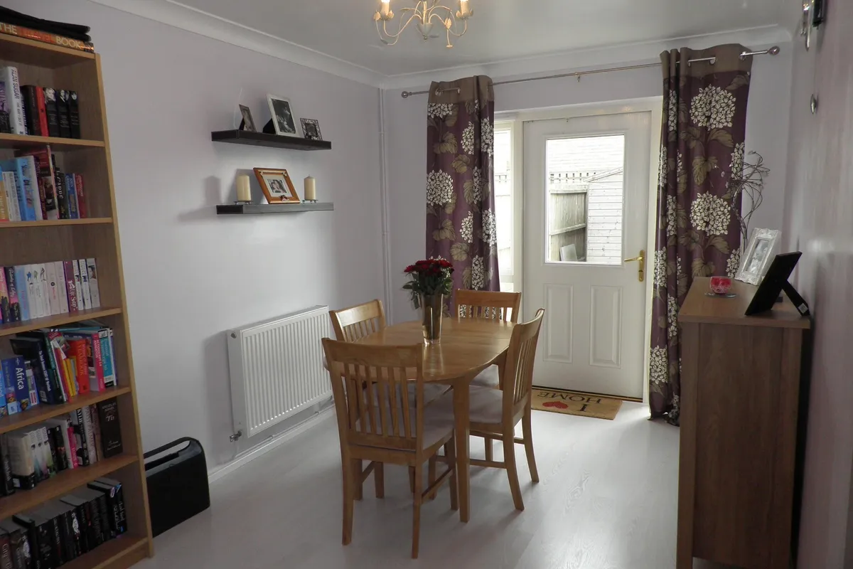 House Riverbank Close in Fenland District