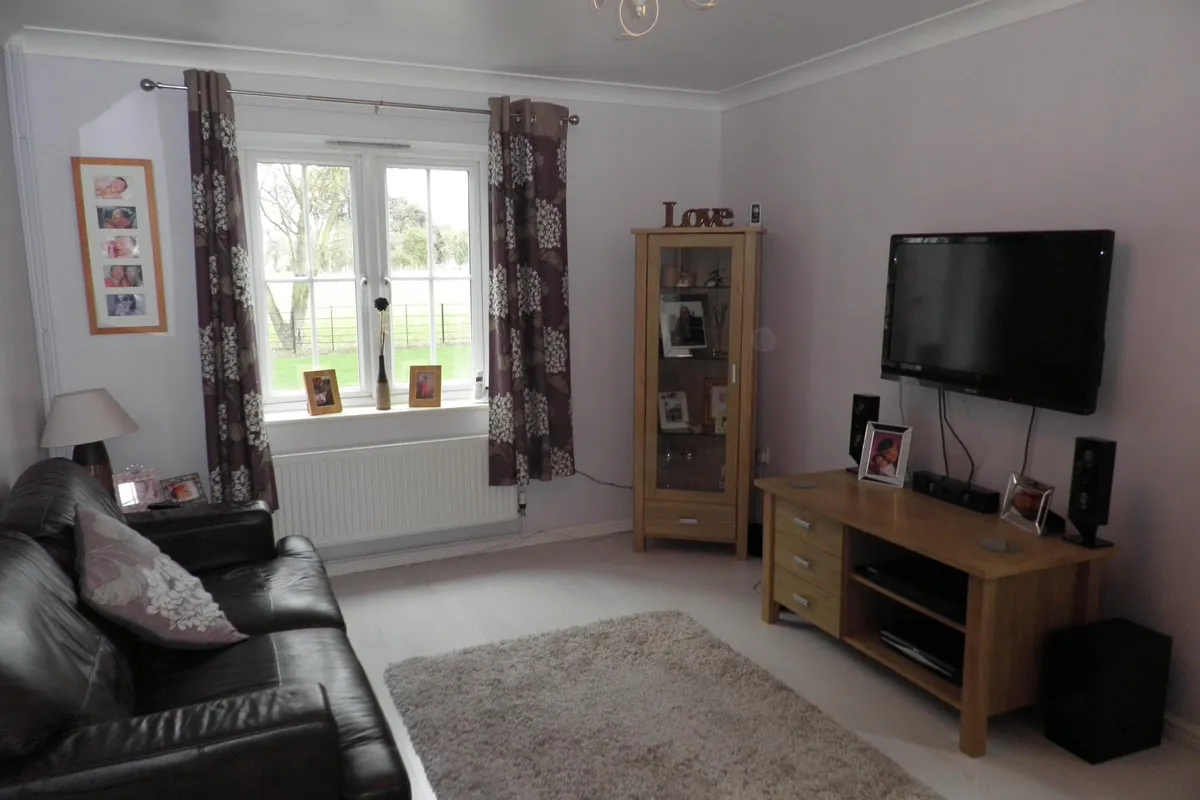 House Riverbank Close in Fenland District
