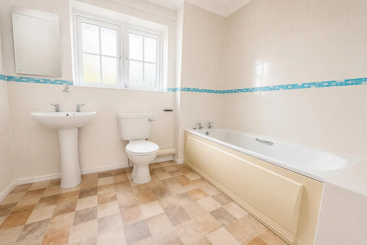 House Riverbank Close in Fenland District