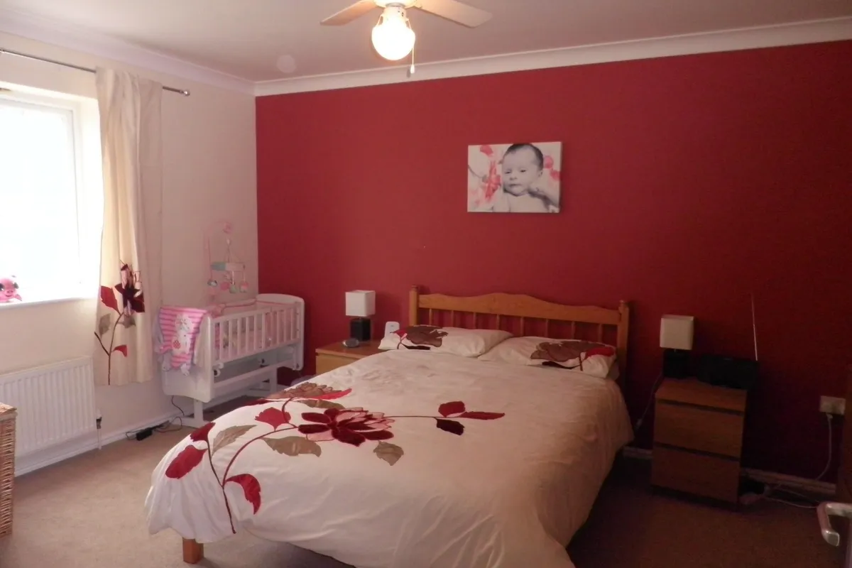 House Riverbank Close in Fenland District
