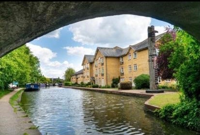 Flat Castle Street in Dacorum