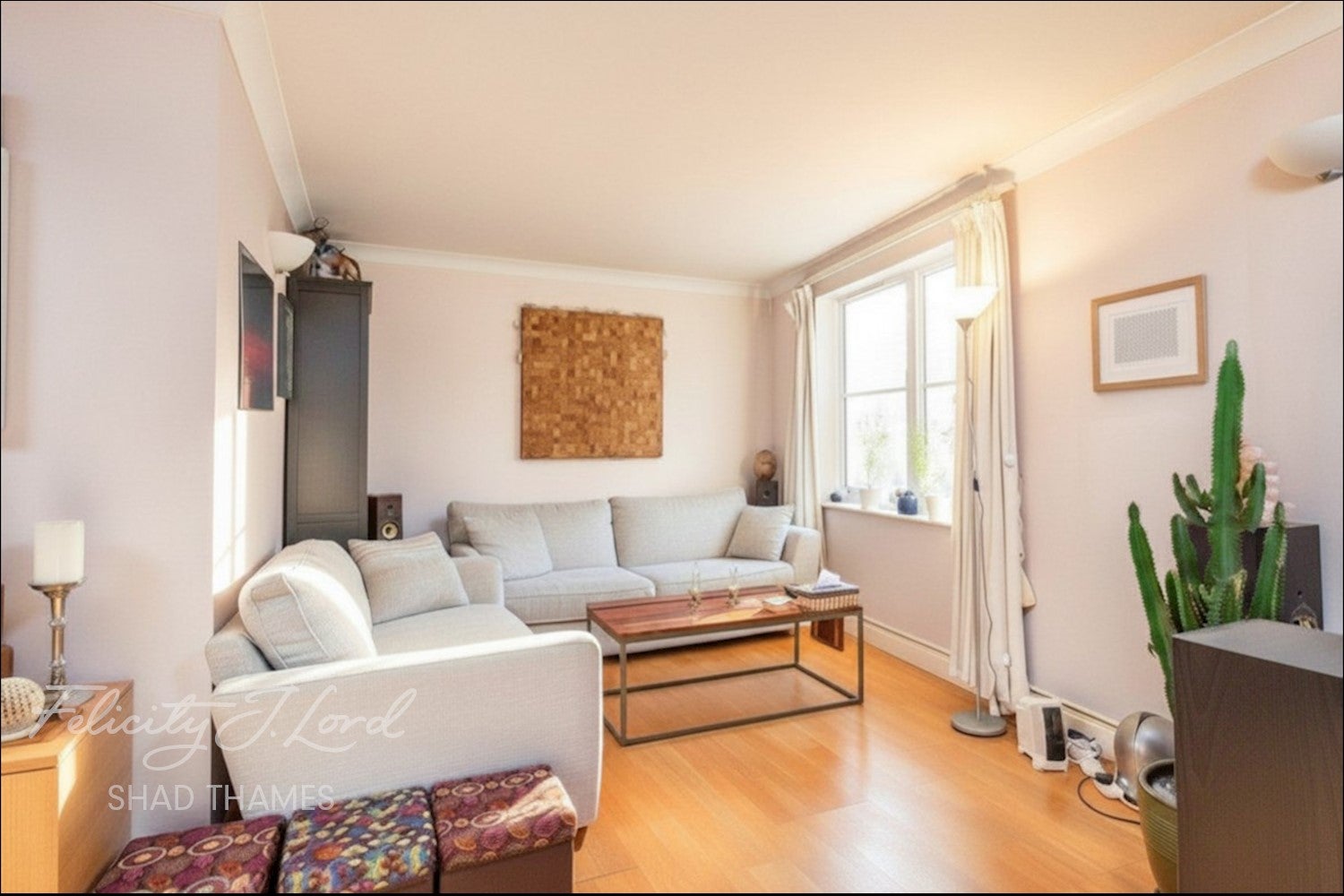 Flat Pardoner Street in Greater London