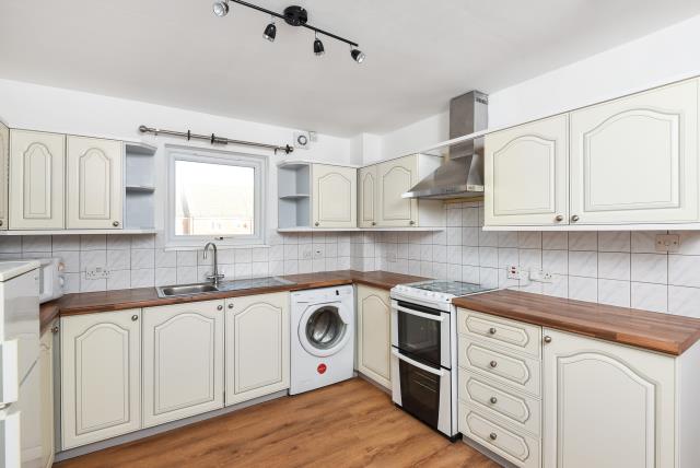 Flat Nuffield Close in South Oxfordshire