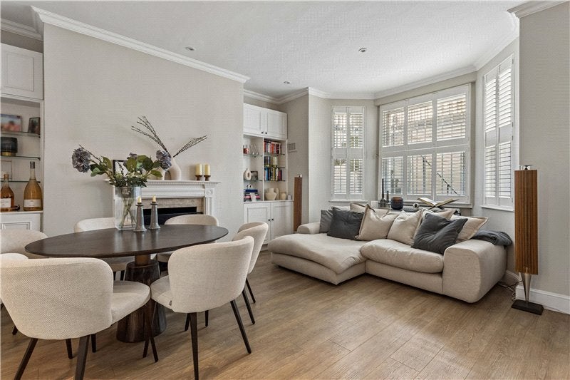 Flat Elvaston Place in Greater London