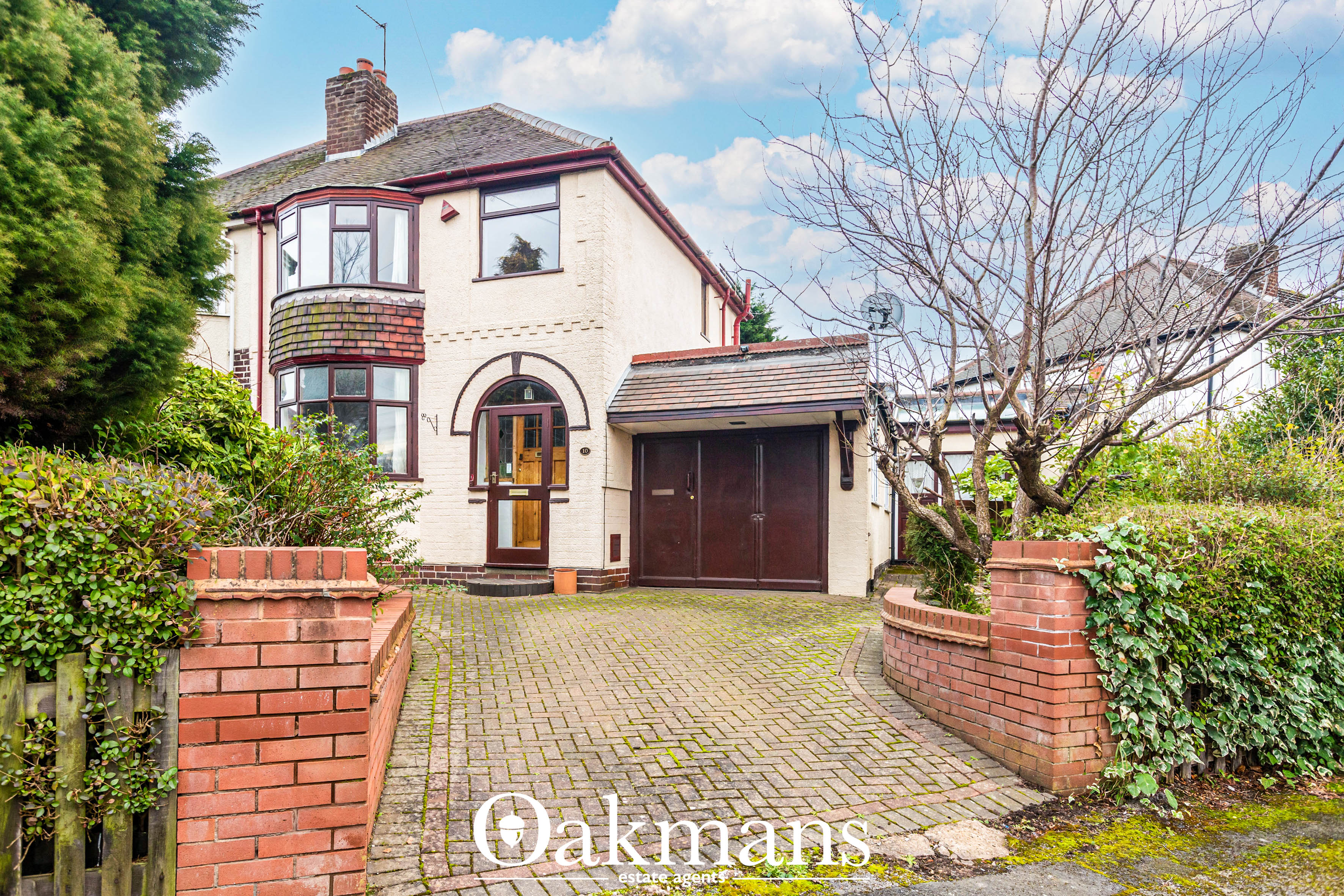 House Swan Crescent in Sandwell