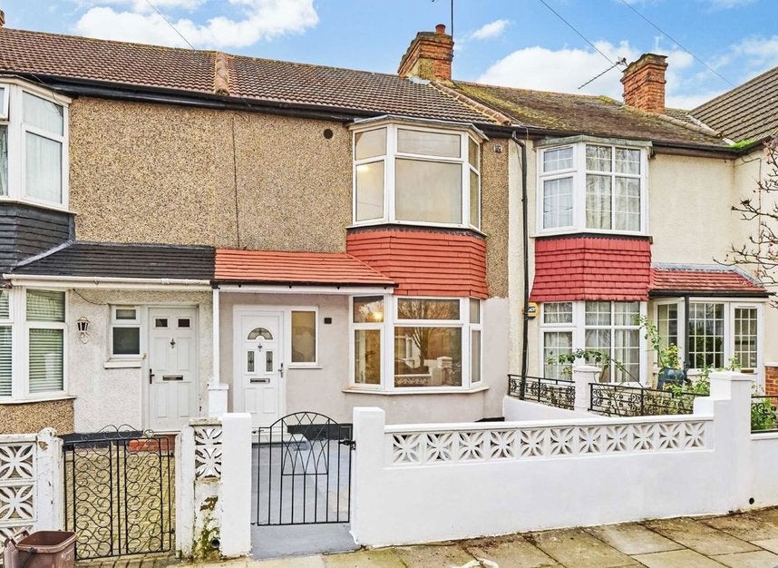 House Bank Avenue in Greater London