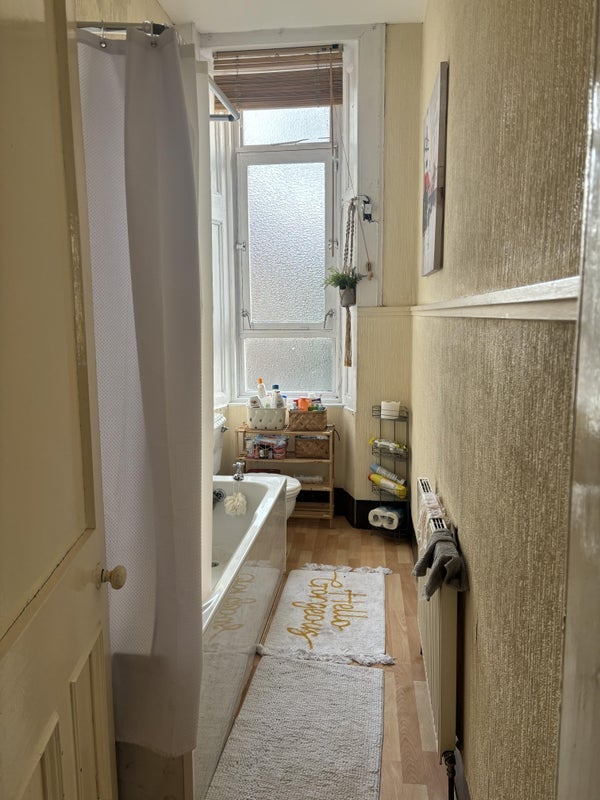 Room Carrington Street in Glasgow
