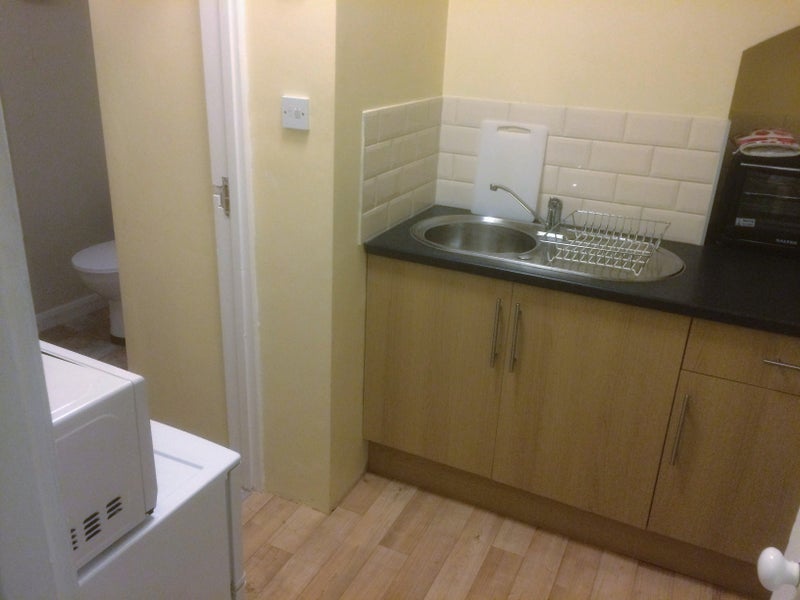 Flat Vansittart Road in Windsor