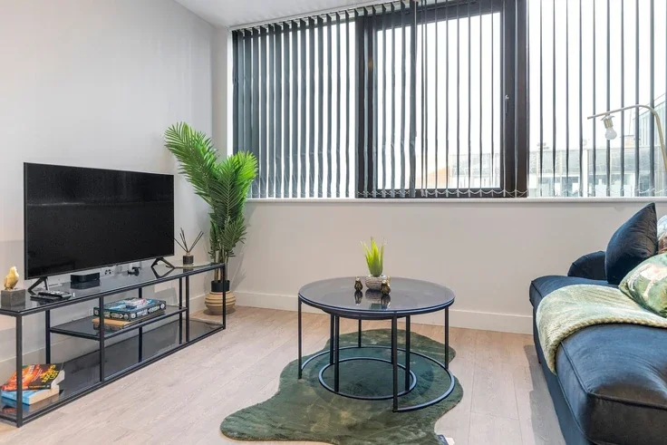 Flat Kymberley Road in Greater London