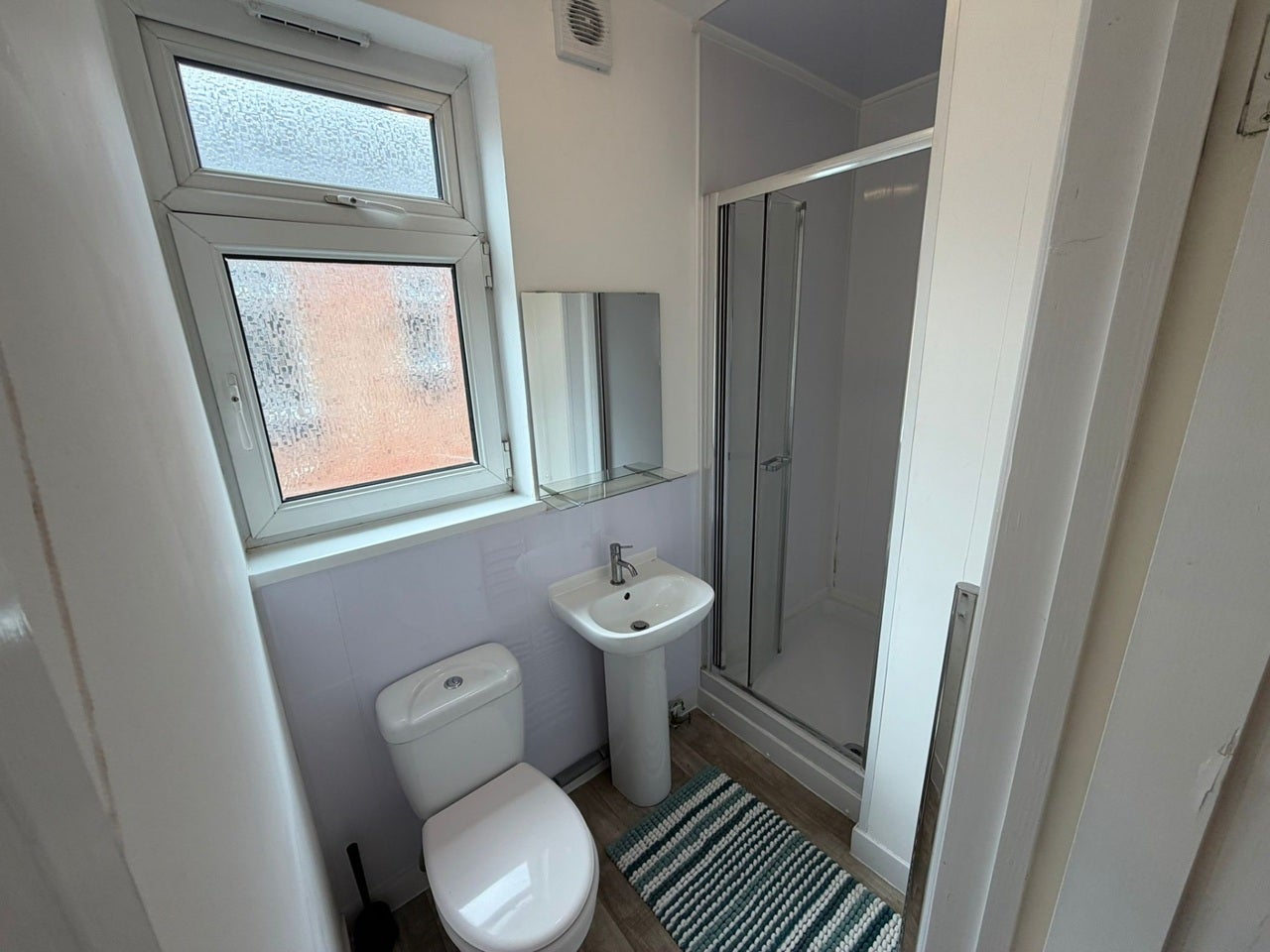 Room Upperton Road in Leicester