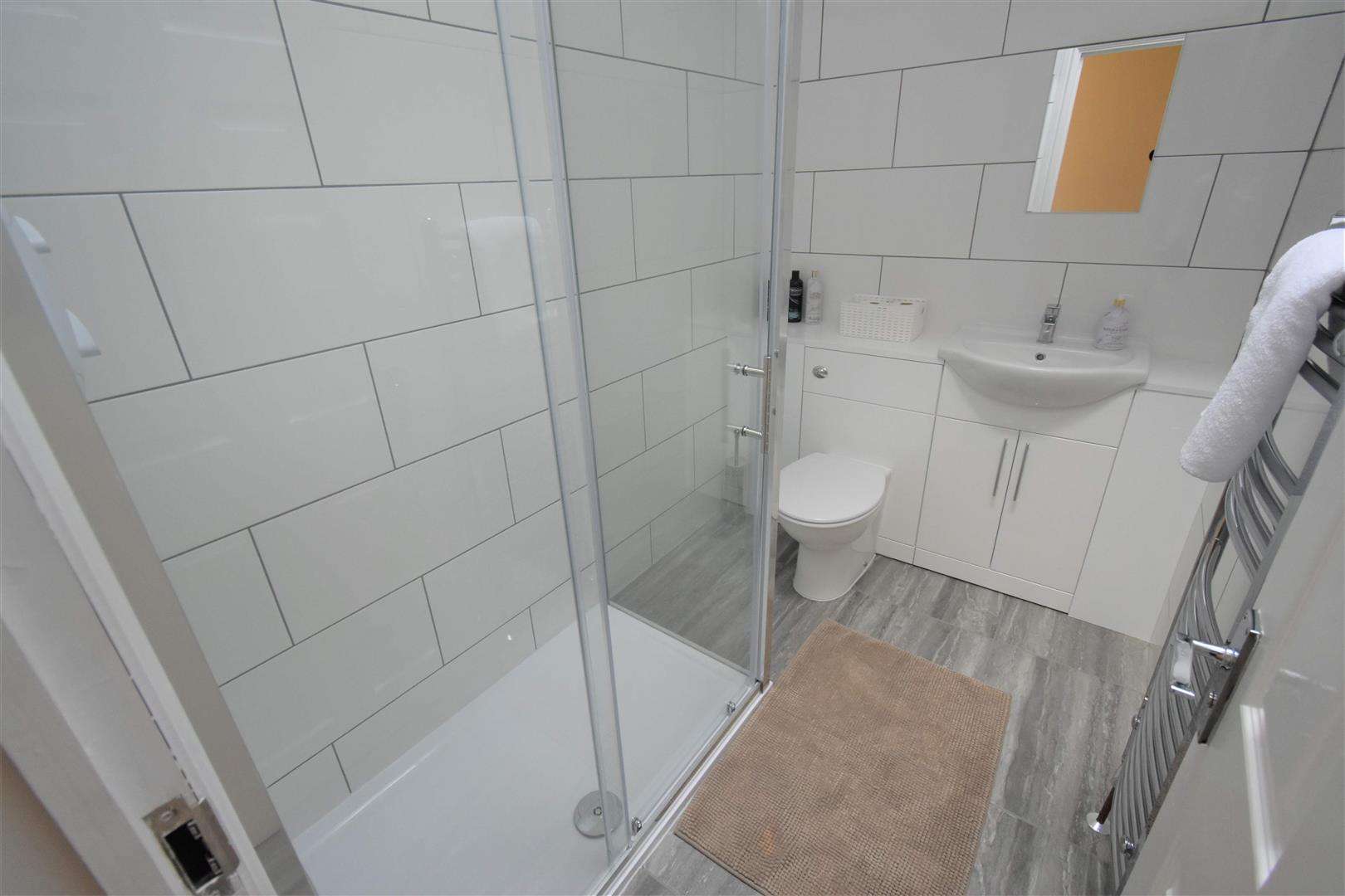 Room Phoenix Place in Dartford