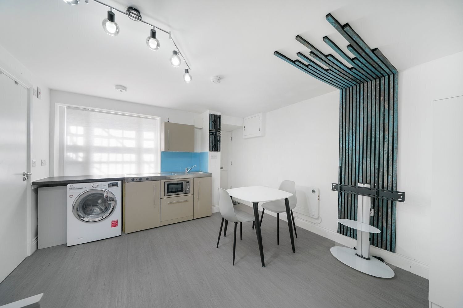 Flat Blenheim Terrace in City of Westminster