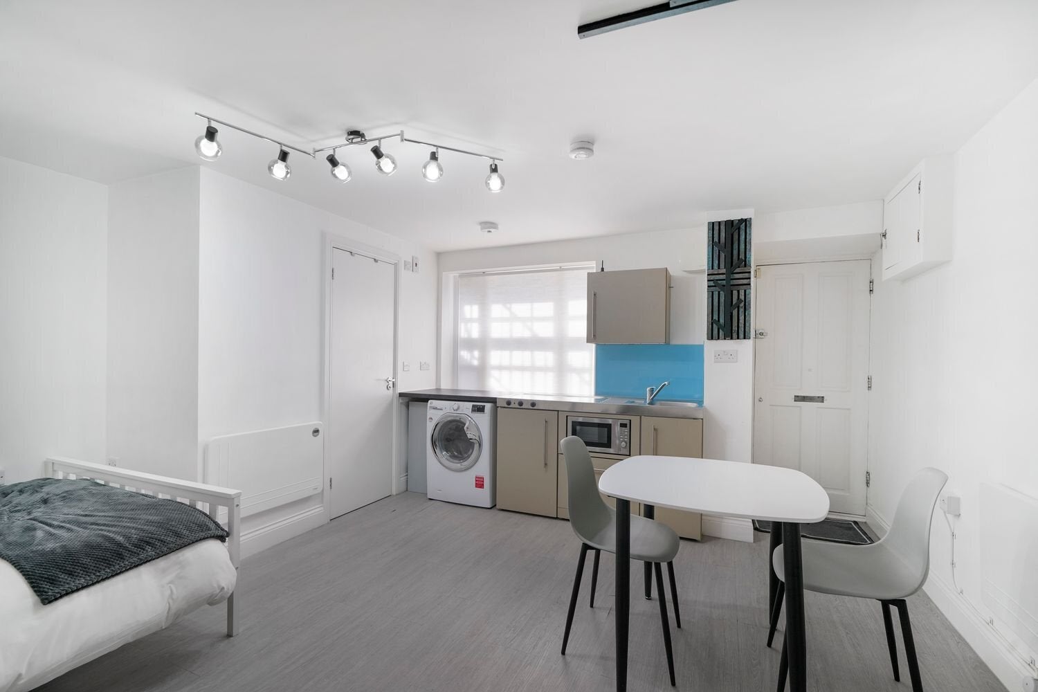 Flat Blenheim Terrace in City of Westminster