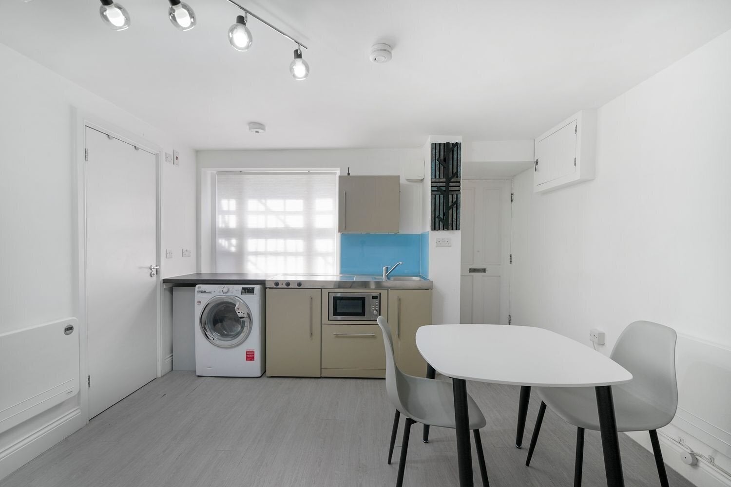 Flat Blenheim Terrace in City of Westminster