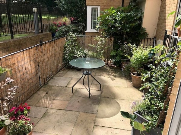 Flat West Street in London Borough of Sutton