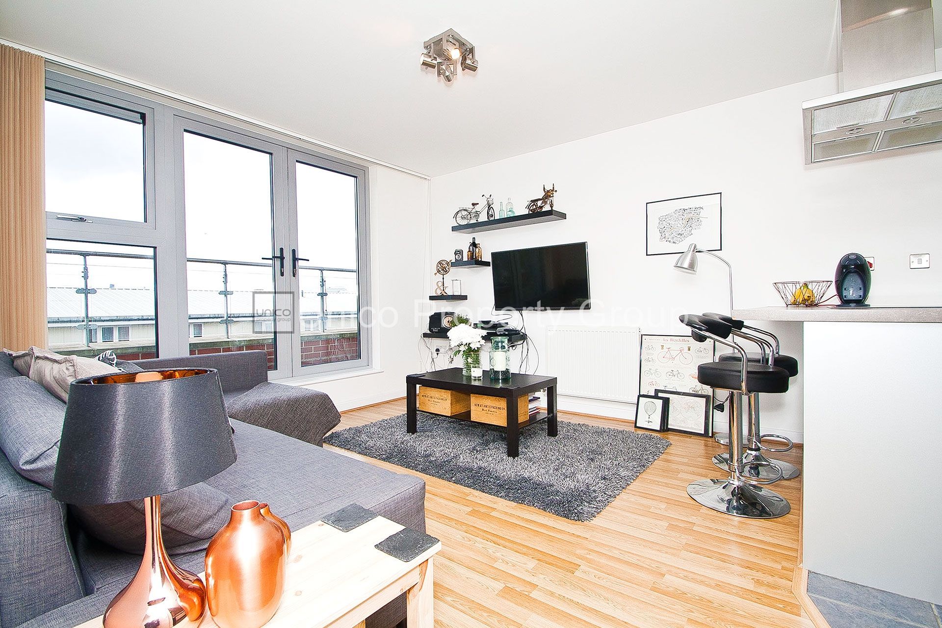 Flat Mostyn Grove in Greater London