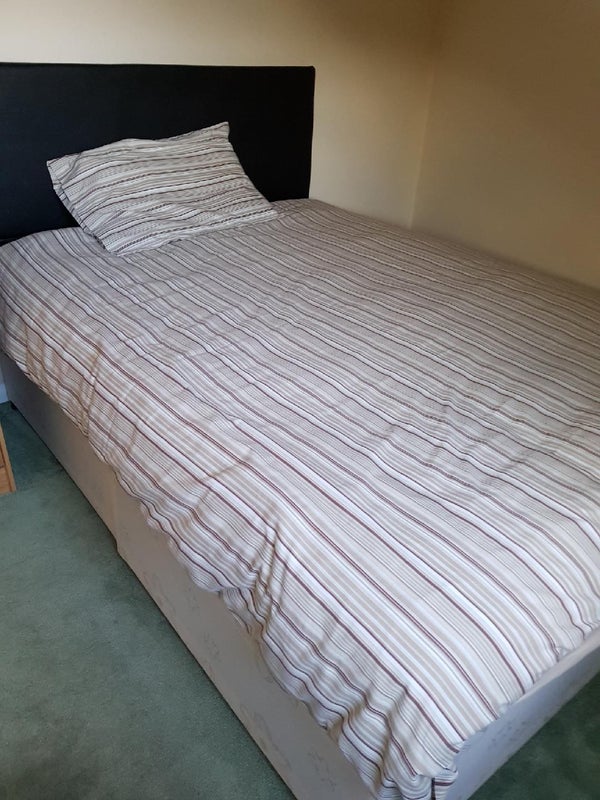 Room St Leonard's Road in Windsor