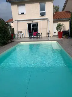Room Rue Robert Schuman in Villefranche-sur-Saône
