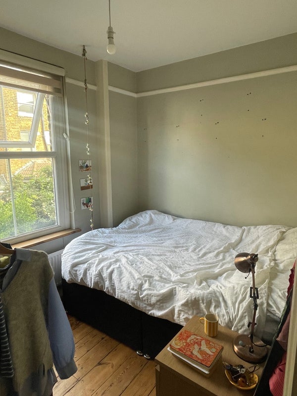 Room Princess May Road in Greater London
