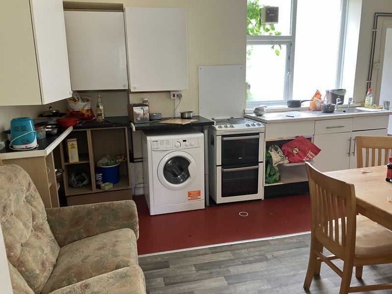 Room North Road in Cardiff