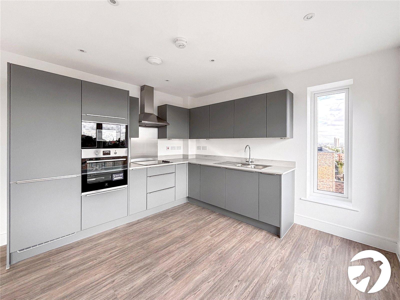Flat Loampit Road in Greater London