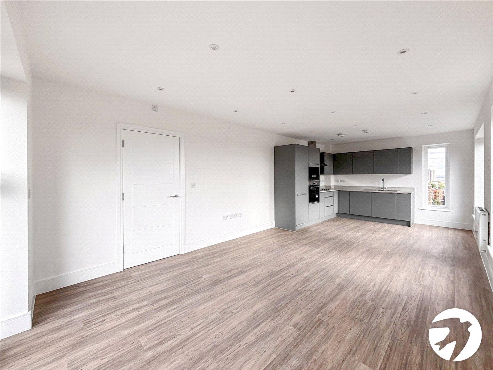 Flat Loampit Road in Greater London