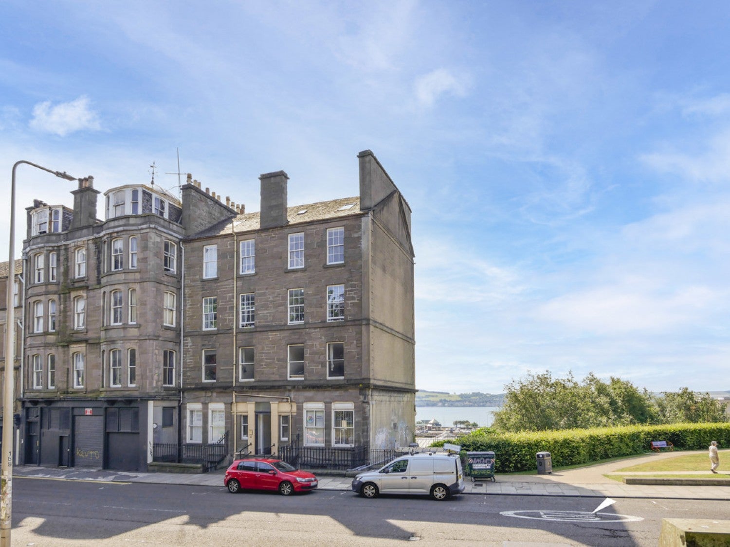 Flat Perth Road in Dundee