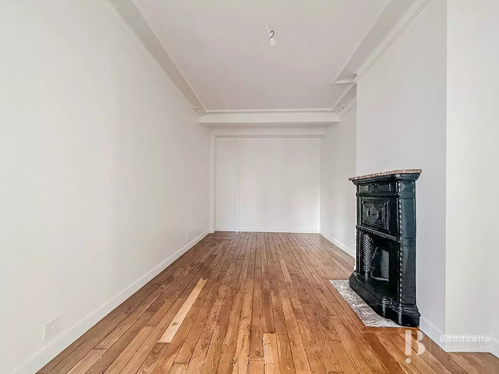 Appartement Rue Joseph de Maistre à Paris