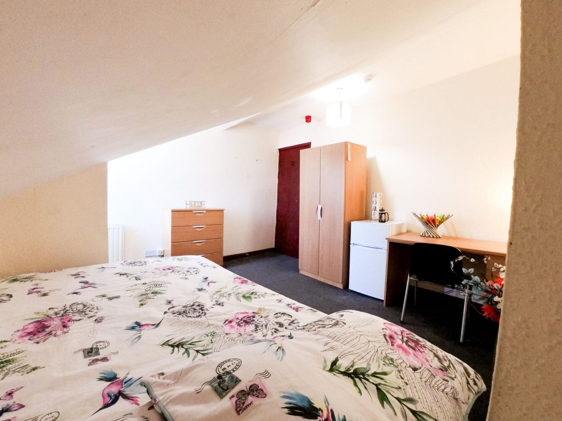 Room Portland Street in Lincoln