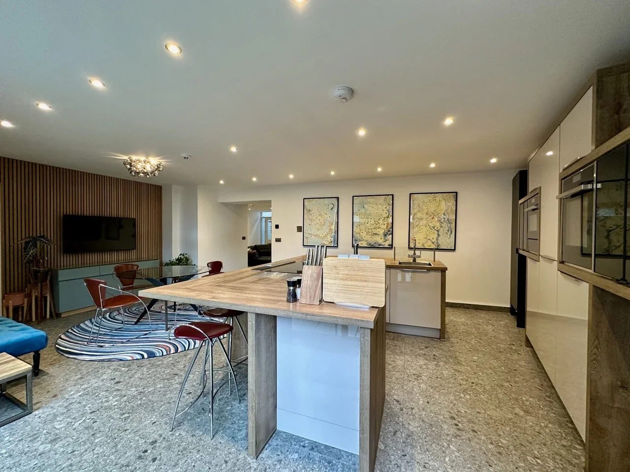 Flat Blackheath Hill in Greater London