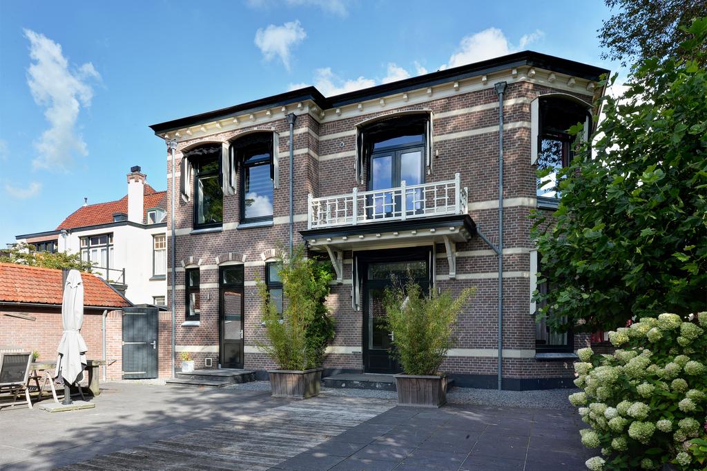 Vrijstaande woning te koop: Kanaalstraat 244, Ijmuiden