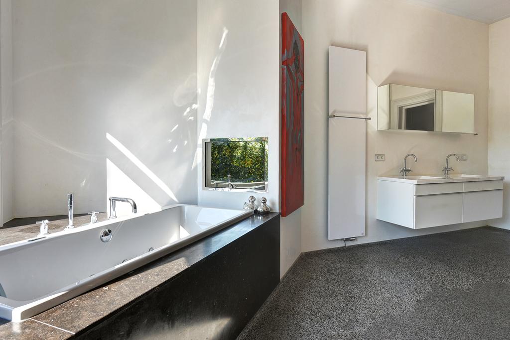 Vrijstaande woning te koop: Kanaalstraat 244, Ijmuiden