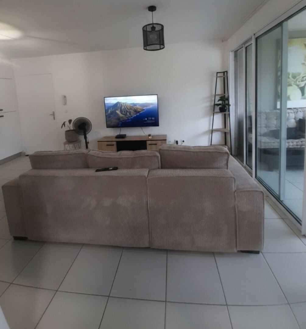 House R 55 in Le Lamentin