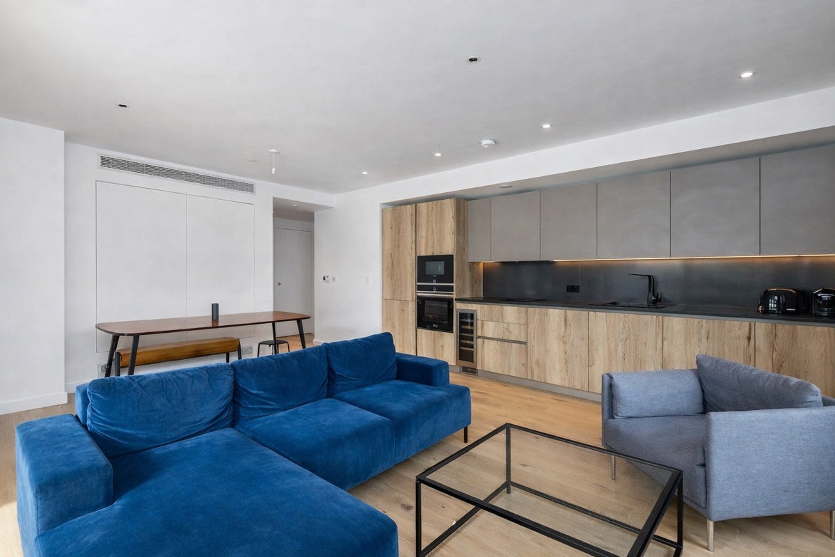 Flat Jasper Walk in Greater London