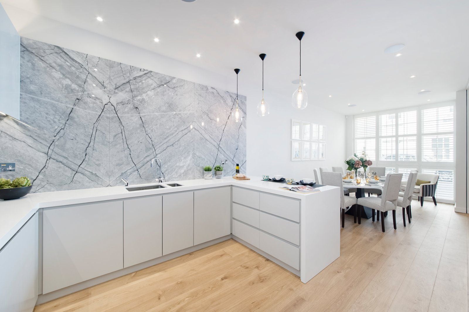 House Pavilion Road in Greater London