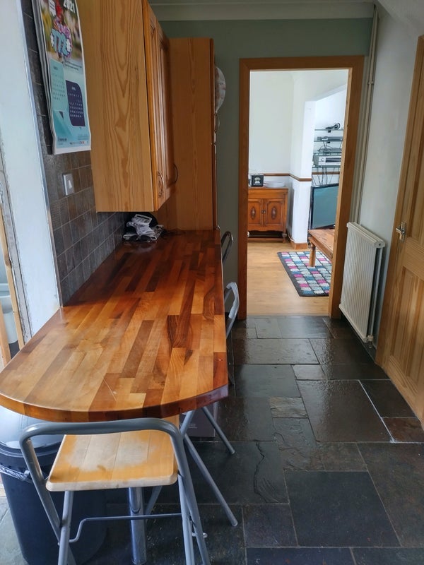 Room Lavant Close in Crawley