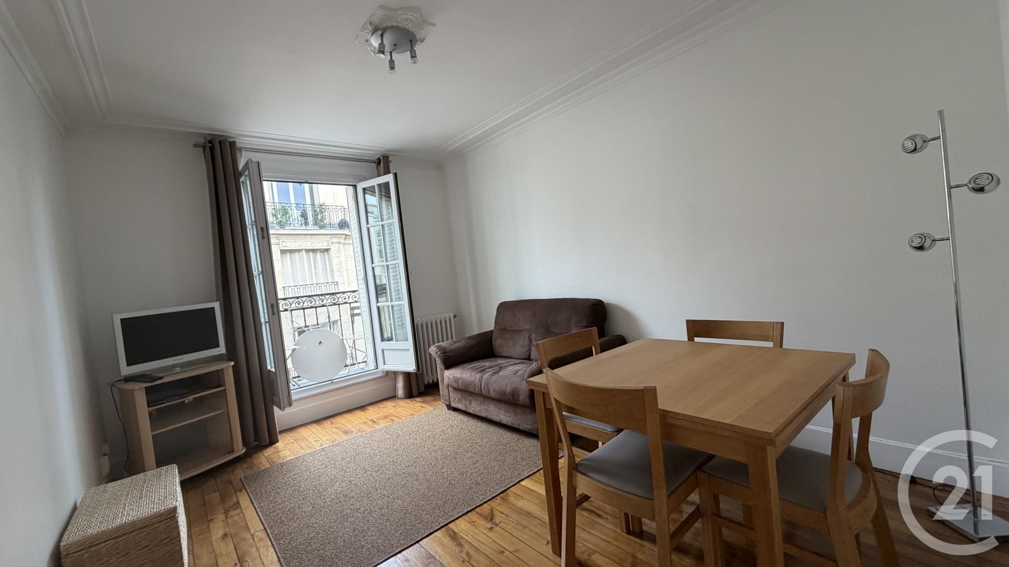 Appartement Rue Eugène Carrière à Paris