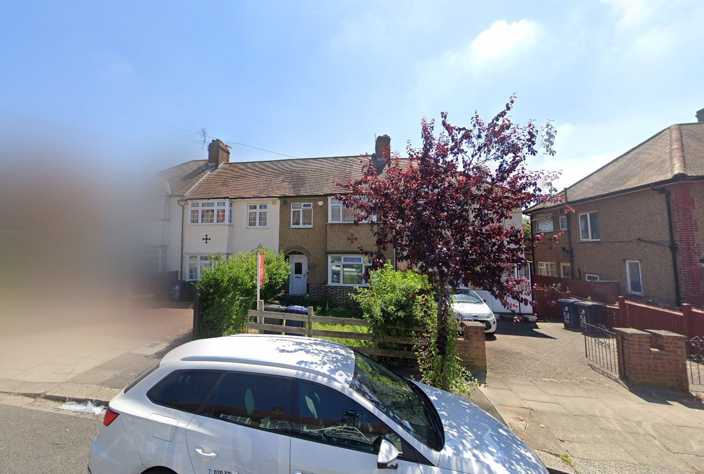 Flat Ribblesdale Avenue in Greater London