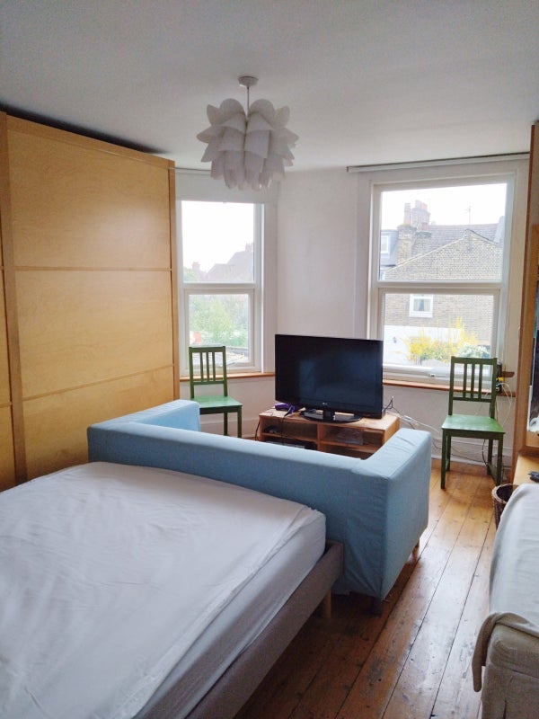 Room Herbert Gardens in Greater London