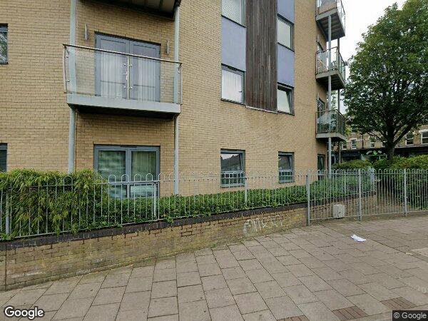 Flat Battersea Park Road in Greater London