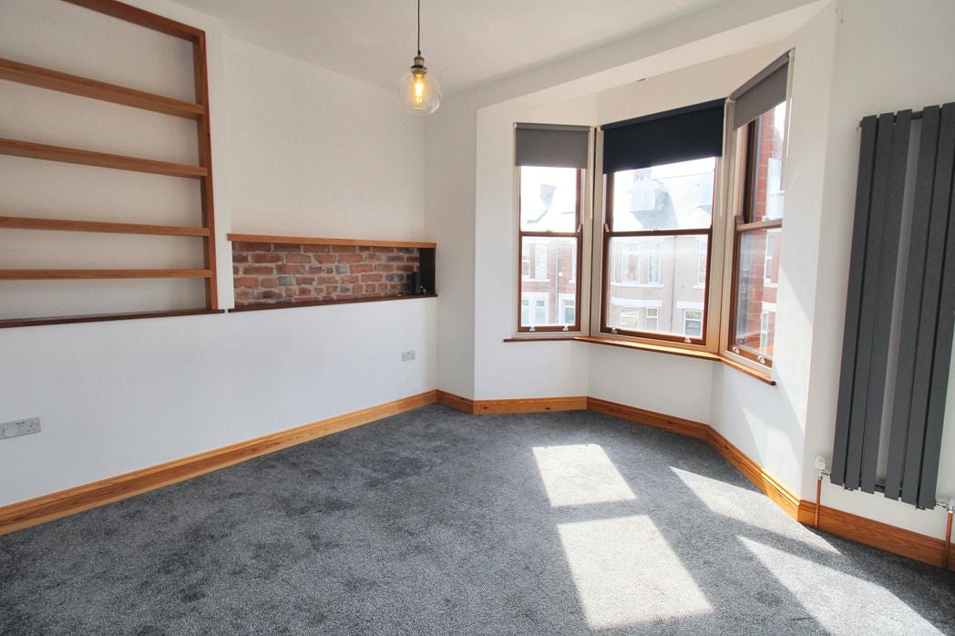 Flat Chillingham Road in Newcastle upon Tyne